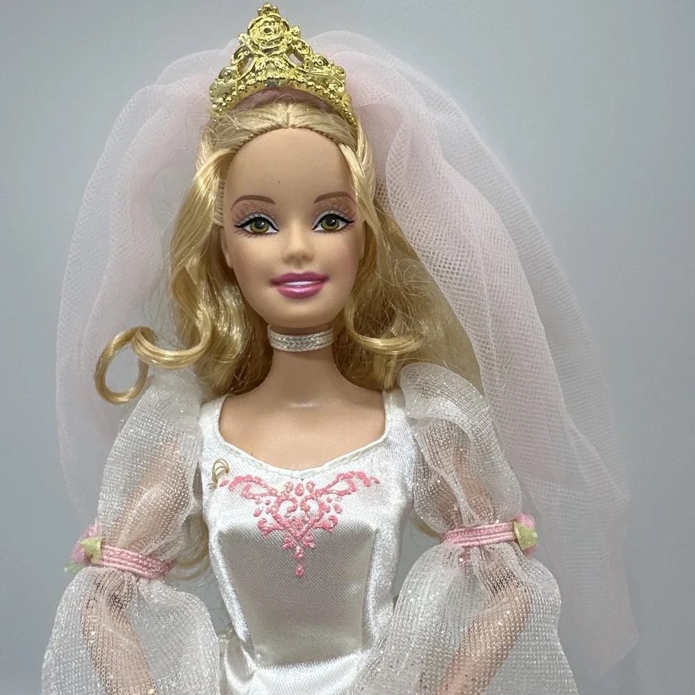 Barbie 12 Dancing Princesses Genevieve Gets Married Wedding Doll Original Shoes